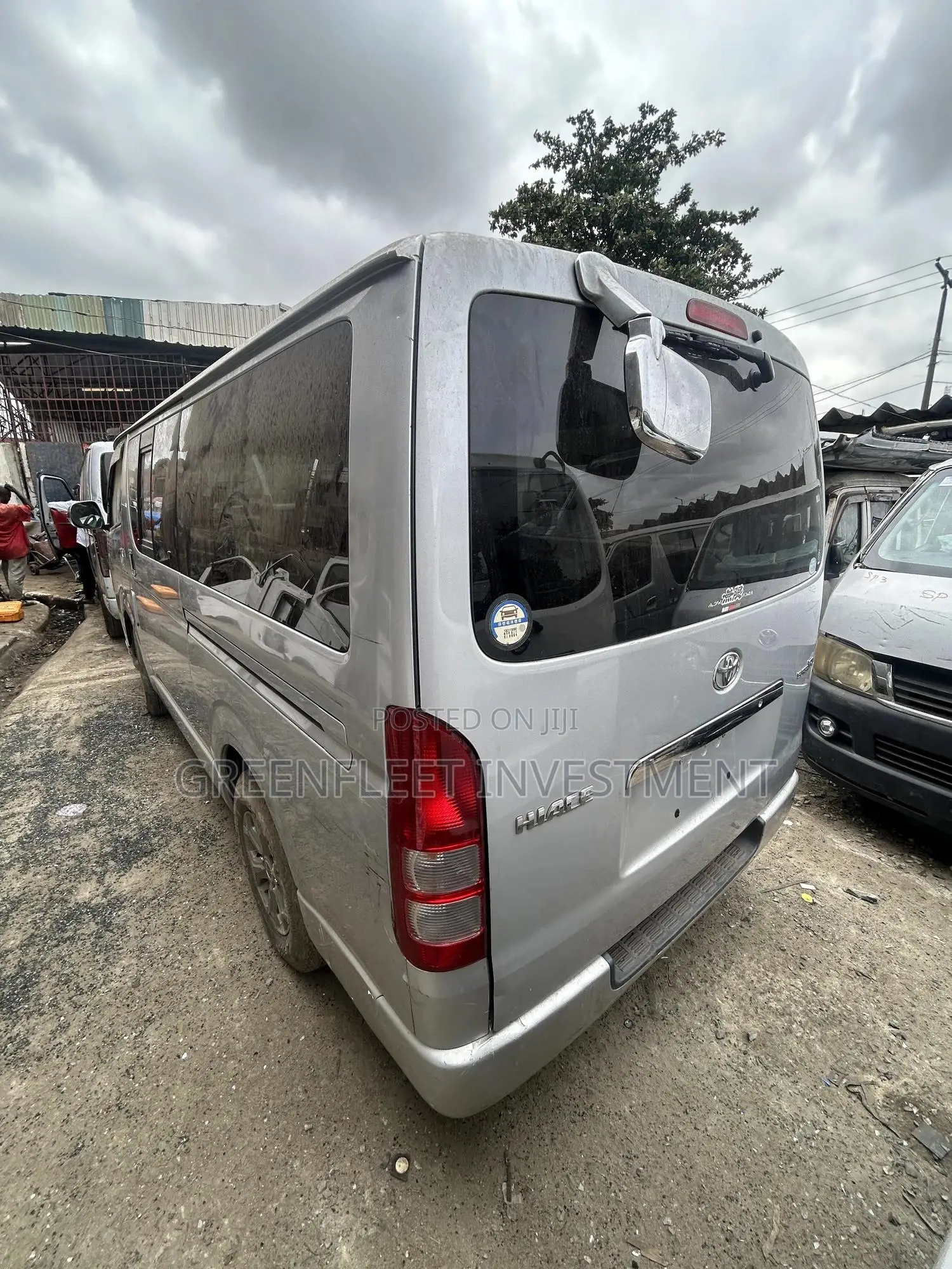 Toyota HiAce 2012 Grey