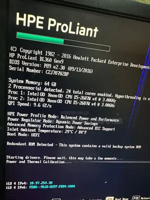Server HP ProLiant DL360 Gen10 64GB Intel Xeon HDD+SSD 2T