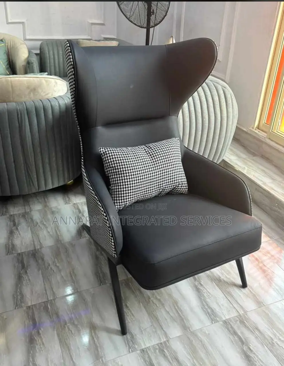Executive Arm Chair