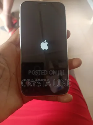 Apple iPhone 11 64 GB White