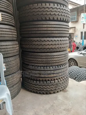 315/80/22, 5 Truck Tire Original