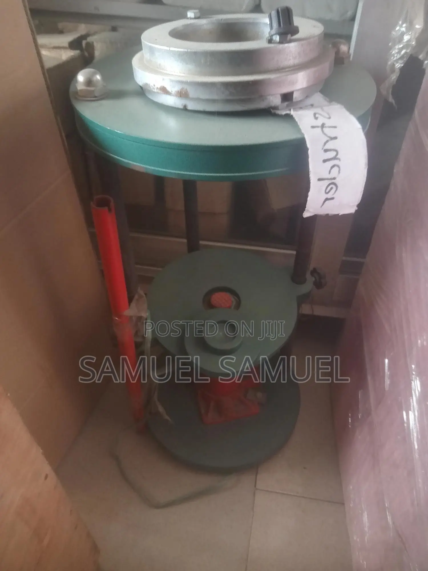 Soil Sample Extruder