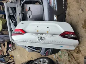 Camry 2018 Boot