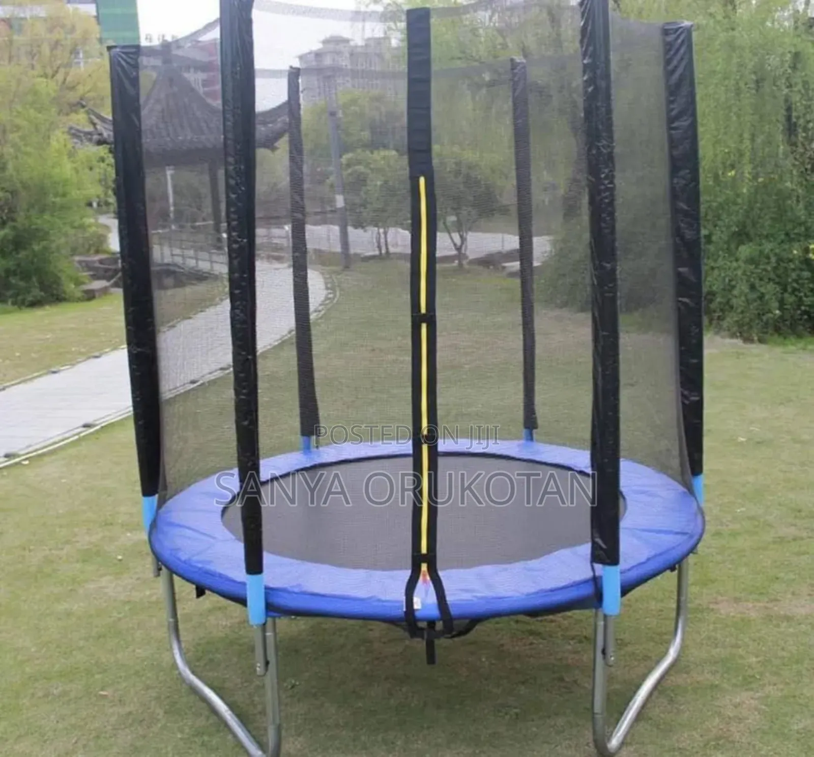 Trampoline