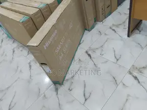 Fast Selling Hisense 40 Inches Smart TV