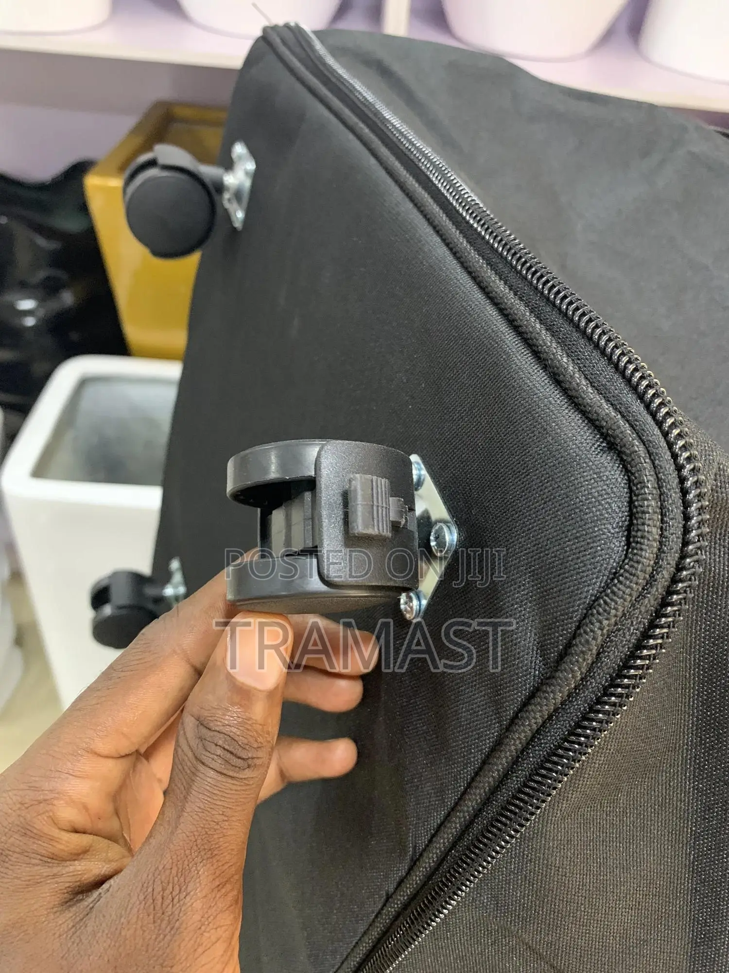 6 Wheels Cargo Bag