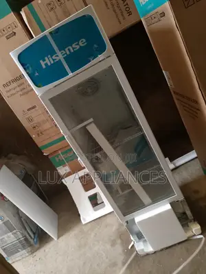Standard Hisense 222L Refrigerator