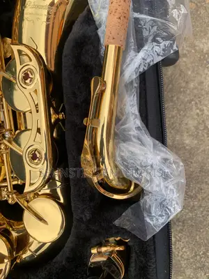 Quality Yamaha YAS 300 AD Intermediate Eb Alto Saxophone