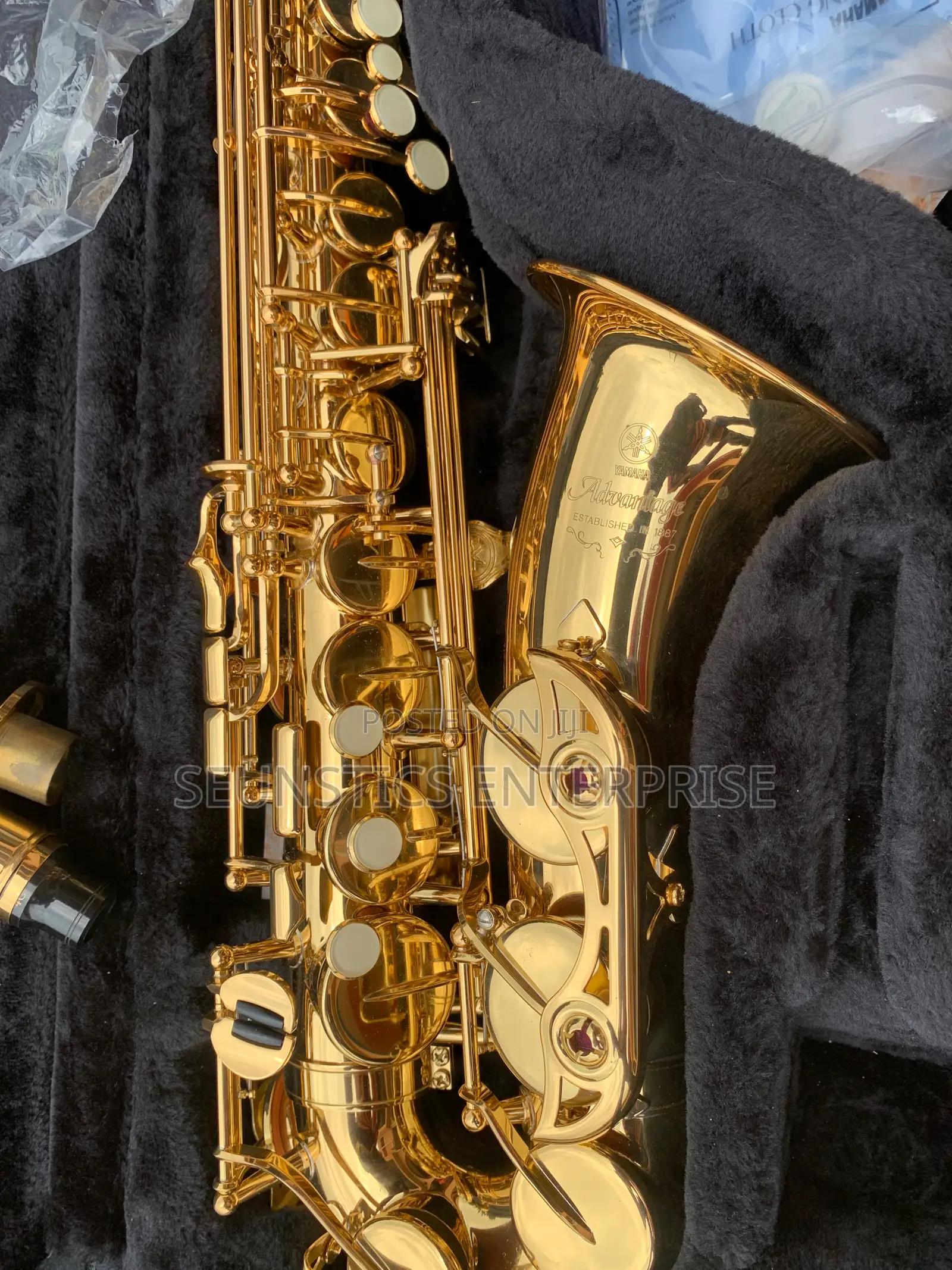 Quality Yamaha YAS 300 AD Intermediate Eb Alto Saxophone