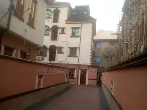 Photo - Furnished 3bdrm Apartment in Peace Estate, Ago Palace for rent