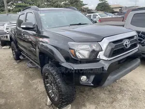 Toyota Tacoma 2013 Black