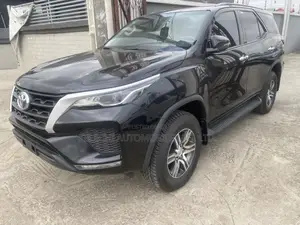 New Toyota Fortuner 2023 Black