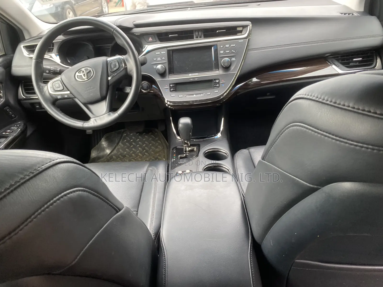 Toyota Avalon 2013 Red