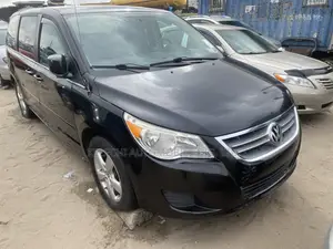 Volkswagen Routan 2008 Black