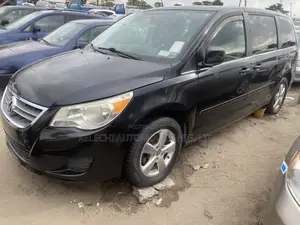 Volkswagen Routan 2008 Black