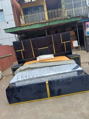 6x6 Bedframe With 2 Side Drawer