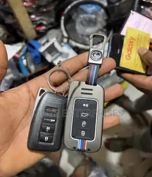 Metallic Keyholder