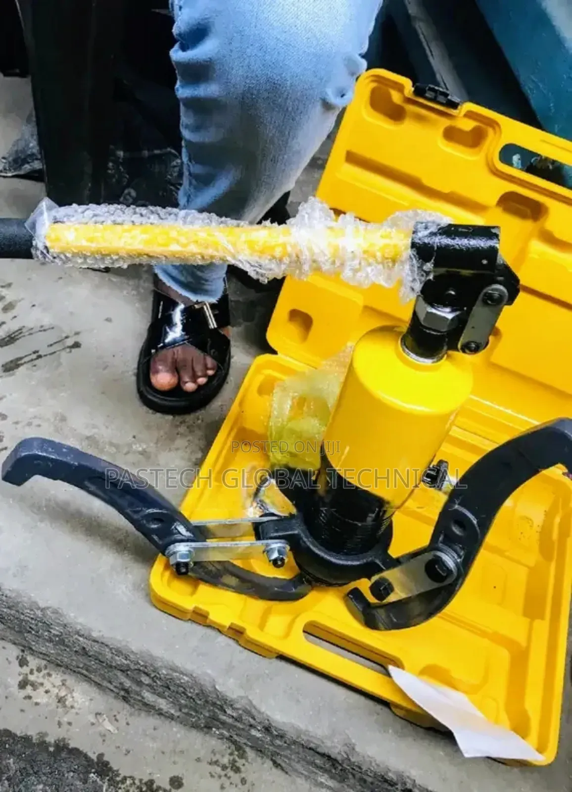 Hydraulic Puller