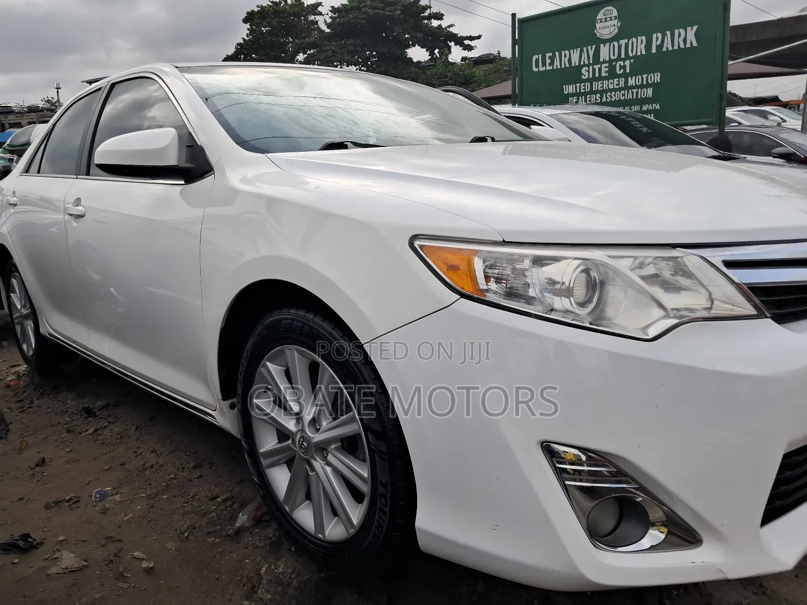 Toyota Camry 2014 White
