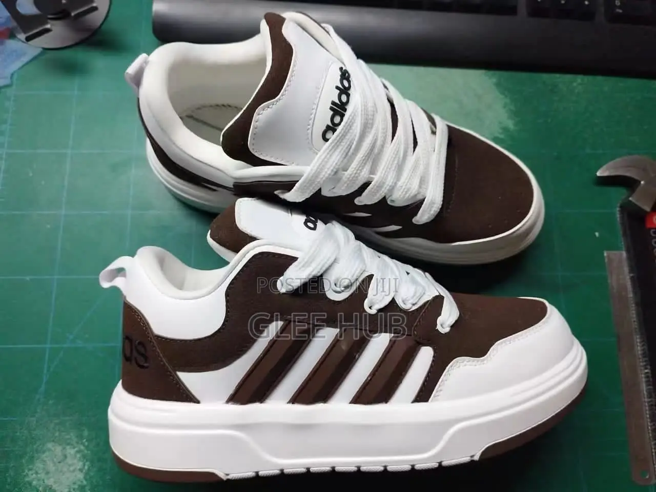 High Quality Sneakers
