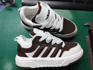 High Quality Sneakers