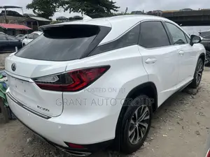 Lexus RX 2022 White