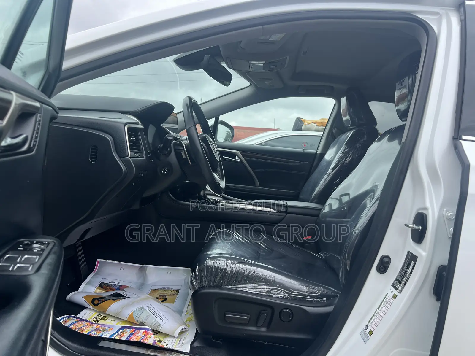 Lexus RX 2022 White