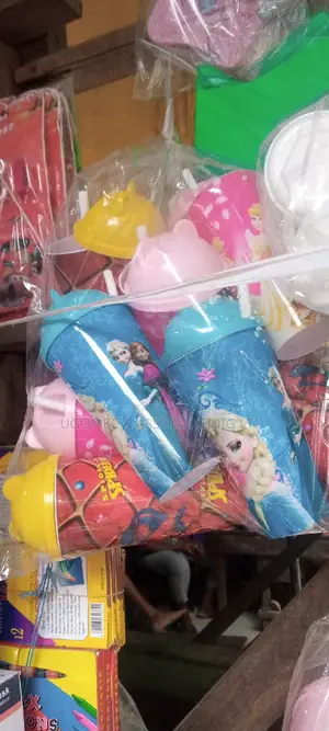Party Children Character Cups By Dozen