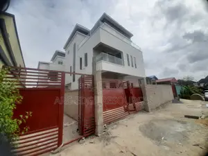 5bdrm Duplex in Apple Junction for sale