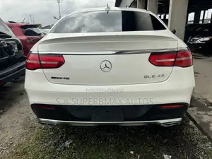 Mercedes-Benz GLE-Class AMG GLE 43 4MATIC 2017 White