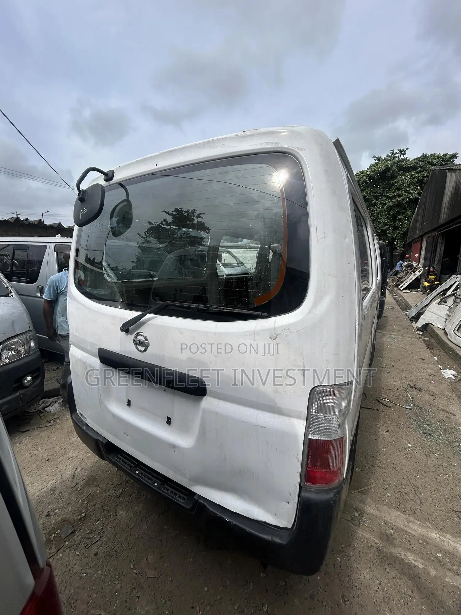 Nissan Caravan (Urvan) 2008 White