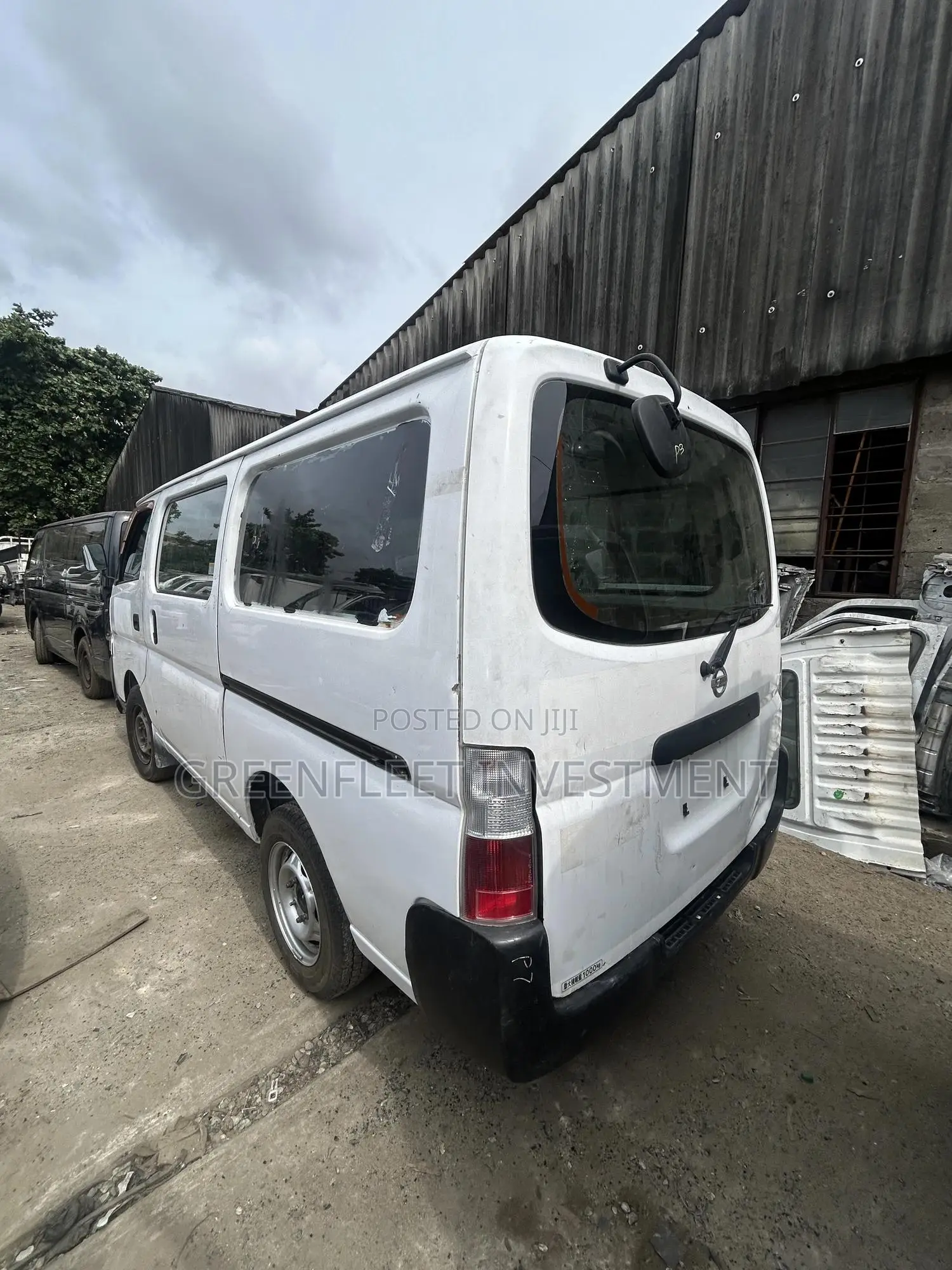 Nissan Caravan (Urvan) 2008 White
