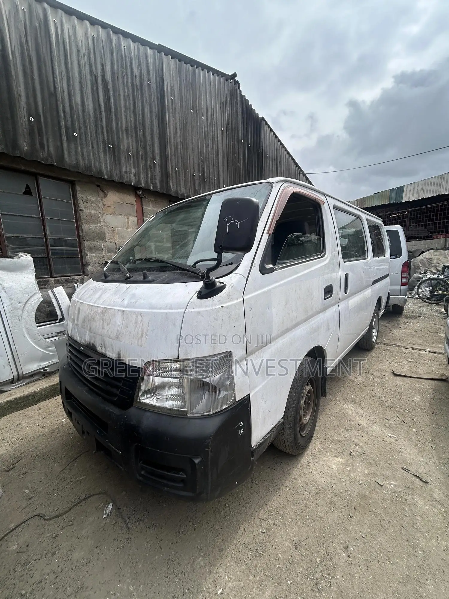 Nissan Caravan (Urvan) 2008 White