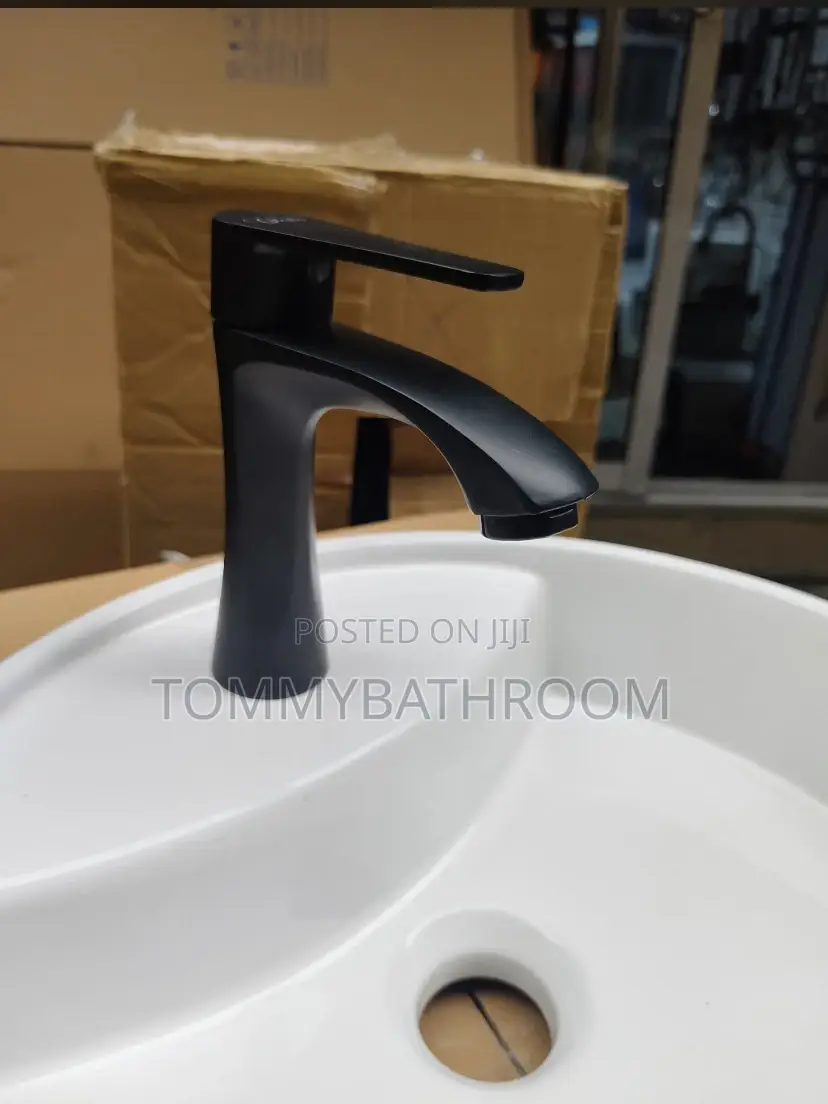 Black Single Tap