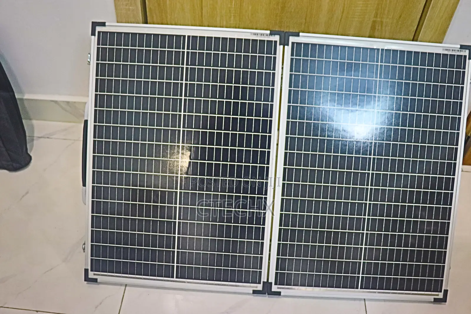 100W Foldable Solar Panel Kit 12V With 10A Charge Controler