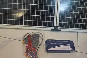 100W Foldable Solar Panel Kit 12V With 10A Charge Controler