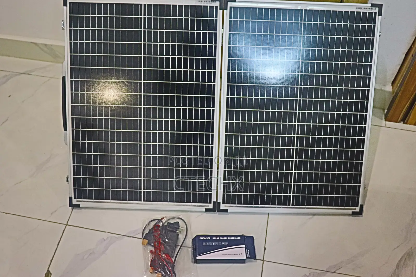 100W Foldable Solar Panel Kit 12V With 10A Charge Controler