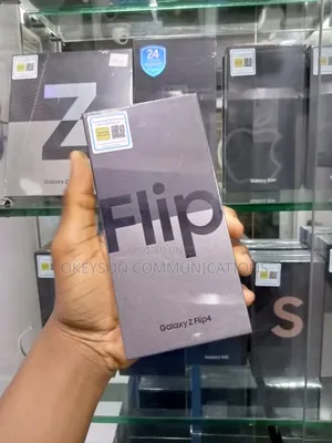 New Samsung Galaxy Z Flip4 512 GB Purple