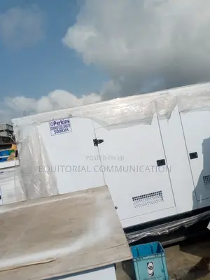 Current Selling 500kva Perkins Soundproof DIESEL Generator.
