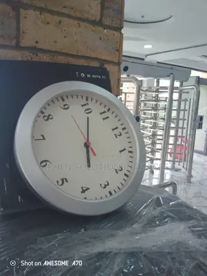 Photo - Office Wall Clock Wifi IP Camera Hidden