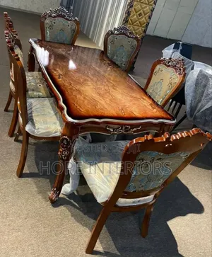 Royal Dinning by Six Seaters