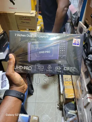 Ur500 Streaming Portable Video Switcher 7inchs Dual Hd