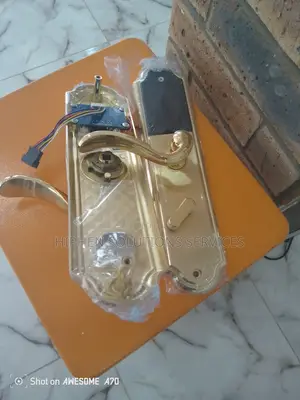 Security Door Latch Guard Clasp for Kids Home Hotel Apartmen