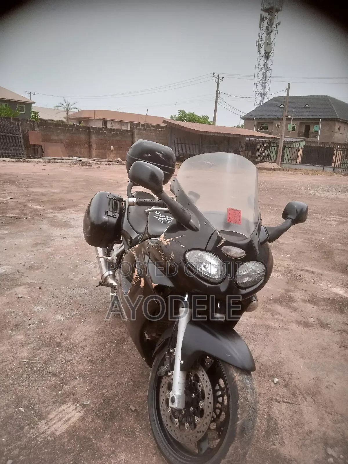 Triumph 2002 Black