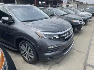 Honda Pilot 2017 Gray