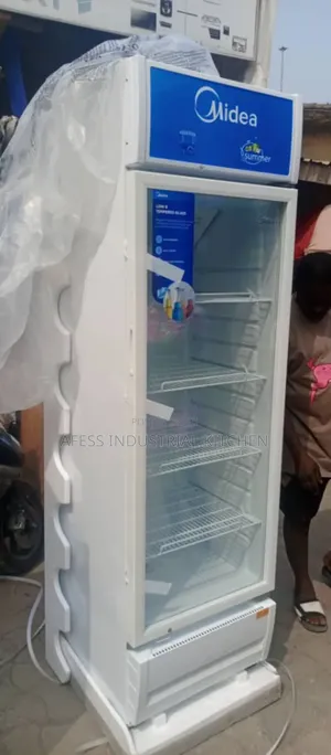 Single Door Chiller