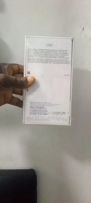 New Apple iPhone 11 64 GB White