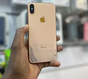 Apple iPhone XS Max 64 GB Gold