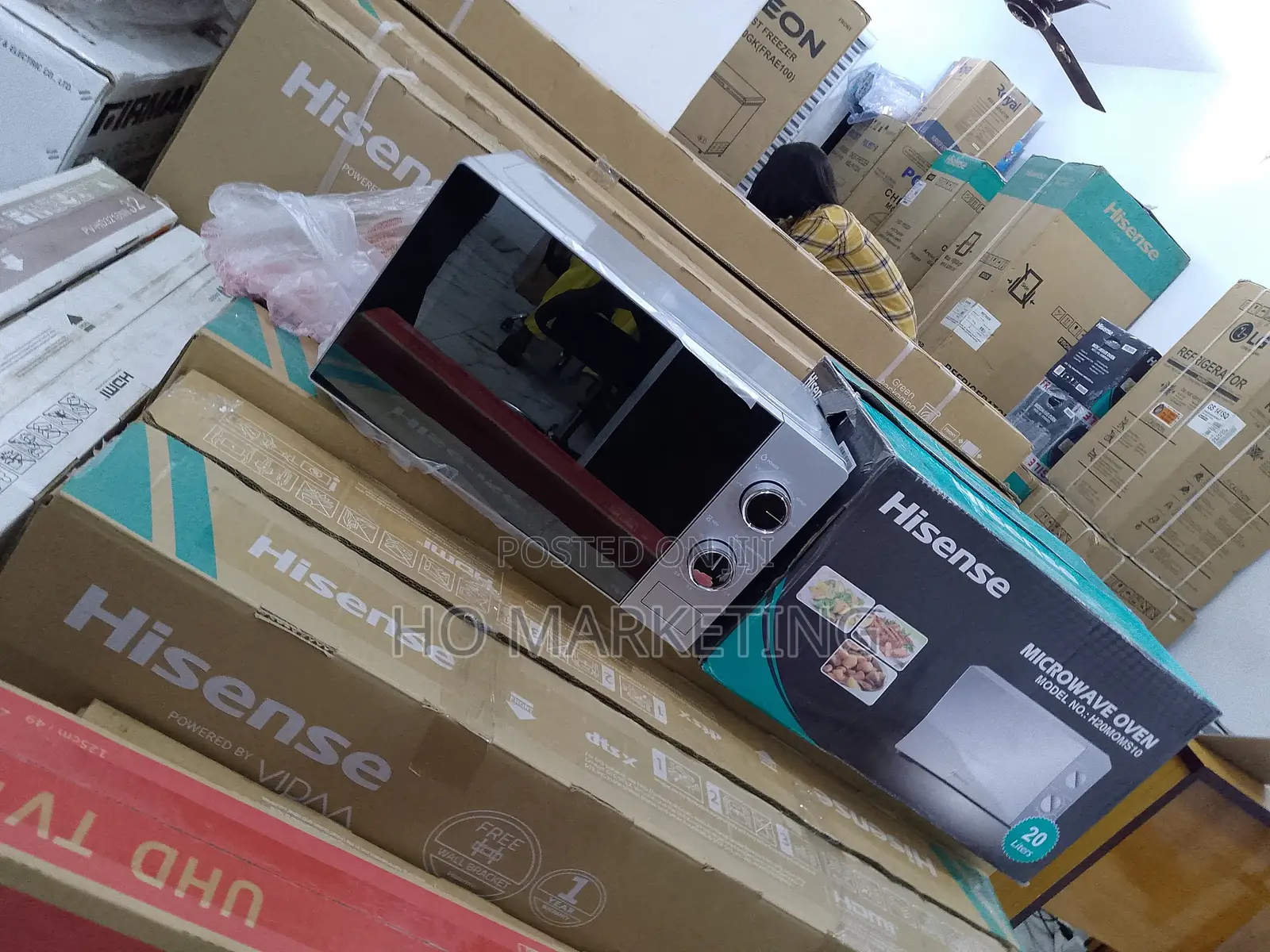 The Durable Hisense 20L Microwave Oven [H20moms10]