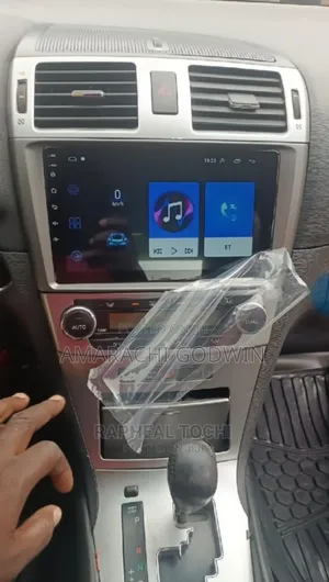 Toyota Avensis 011-016 Android Screen